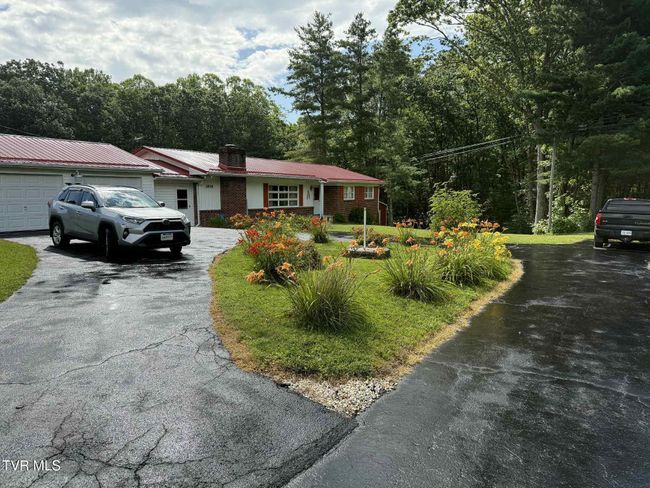 2818 Dungannon Rd, House other with 3 bedrooms, 2 bathrooms and null parking in Coeburn VA | Image 76