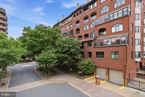 216-1029 N Stuart St, ARLINGTON, VA, 22201-4752 | Card Image