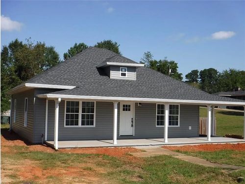 308 S Poplar St, Seneca, SC, 29678-3354 | Card Image