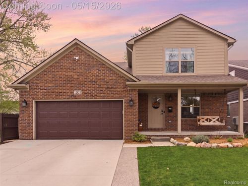 22828 Garfield St, Saint Clair Shores, MI, 48082-1848 | Card Image