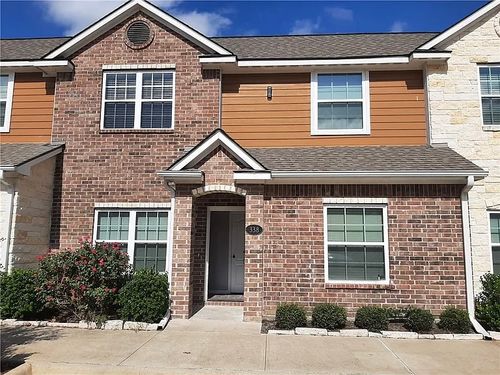 apt-338-301 Southwest Pkwy, College Station, TX, 77840-5147 | Card Image