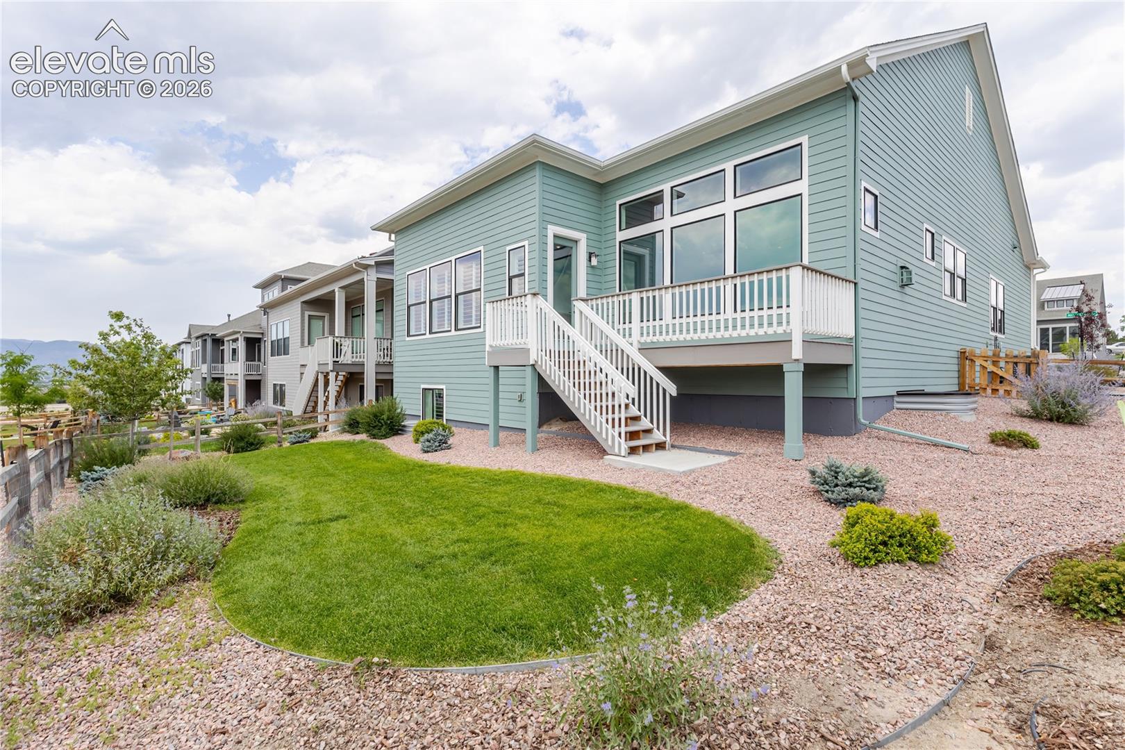 Residential in Monument 3