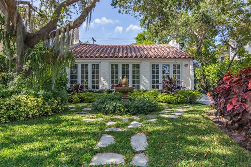 611 Flamingo Drive, West Palm Beach, FL, 33401 | Card Image