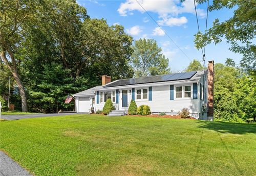 110 Lockwood St, West Warwick, RI, 02893-7621 | Card Image