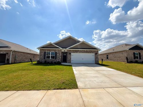 124 Betty Williams Dr, Madison, AL, 35756-8150 | Card Image