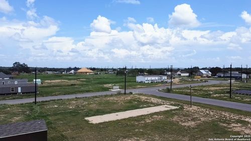 17213 Cuernavaca St, Atascosa, TX, 78002-2283 | Card Image