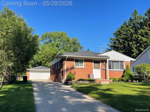 2609 Maplewood Ave, Royal Oak, MI, 48073-4614 | Card Image
