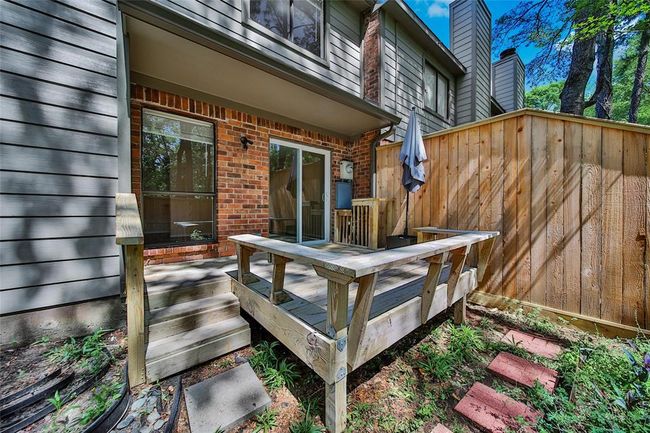 24 W Willowwood Ct, Townhouse with 3 bedrooms, 2 bathrooms and 2 parking in Spring TX | Image 23