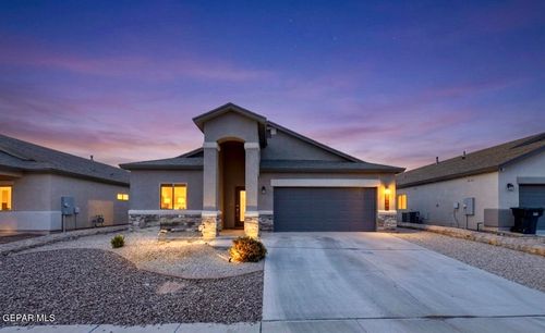 13721 Flora Vista Ave, Horizon City, TX, 79928-6073 | Card Image