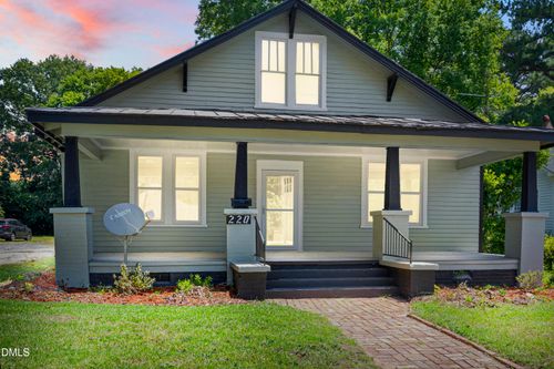 220 Beaman St, Clinton, NC, 28328-2906 | Card Image