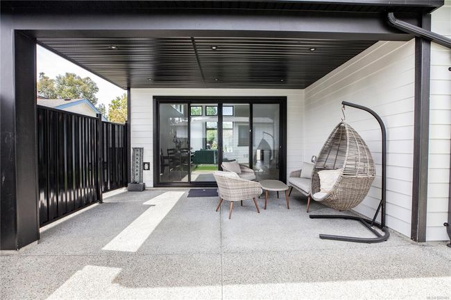 850 Snowdrop Ave, House other with 6 bedrooms, 6 bathrooms and 5 parking in Victoria BC | Image 57