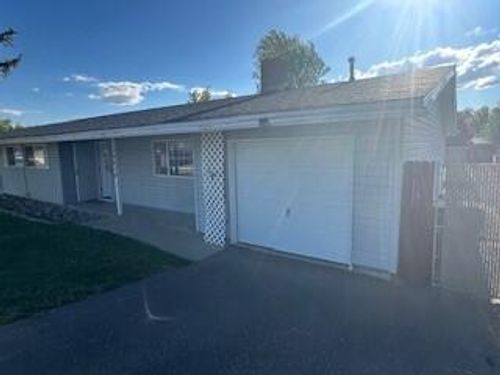 10518 Kincheloe Ave, Klamath Falls, OR, 97603-7163 | Card Image