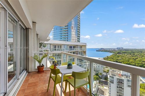 phl-2451 Brickell Ave, Miami, FL, 33129-2436 | Card Image