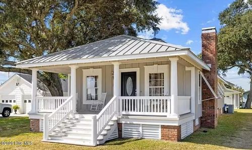 208 Hill St, Cedar Point, NC, 28584-8029 | Card Image