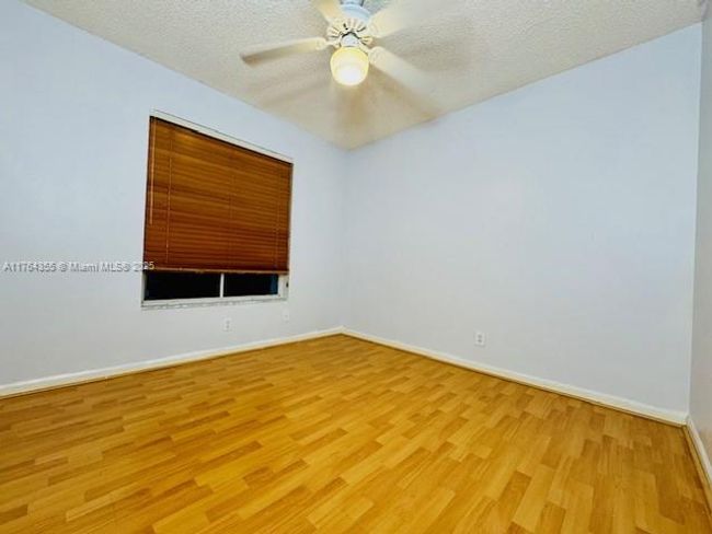 495 Carrington Ln, House other with 4 bedrooms, 3 bathrooms and null parking in Weston FL | Image 8