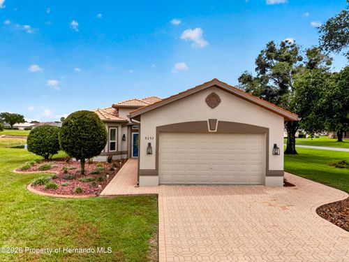 9257 Bonnie Cove Dr, WEEKI WACHEE, FL, 34613-4026 | Card Image