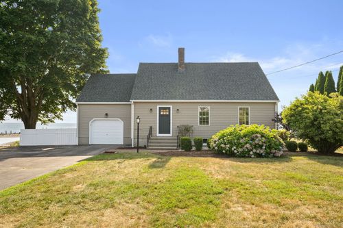 25 Division St, Waterford, CT, 06385-3411 | Card Image