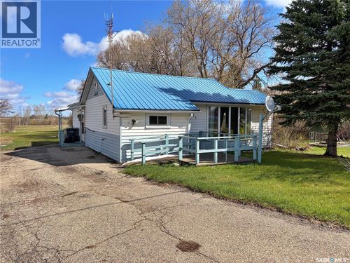 105 Pipestone Ave, Wawota, SK, S0G0G1 | Card Image