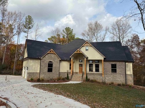 209 Earl Vaughn Dr, Huntsville, AL, 35806-2603 | Card Image