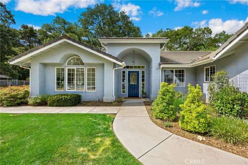 12055 Cenegal Rd, Atascadero, CA, 93422-1794 | Card Image
