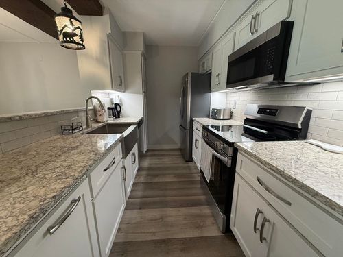 bridges-101-101 Bridges Circle, Warren, VT, 05674 | Card Image