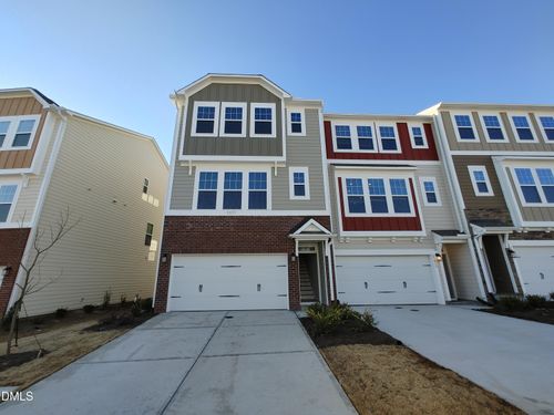 1237 Commack Dr, Durham, NC, 27703-6806 | Card Image