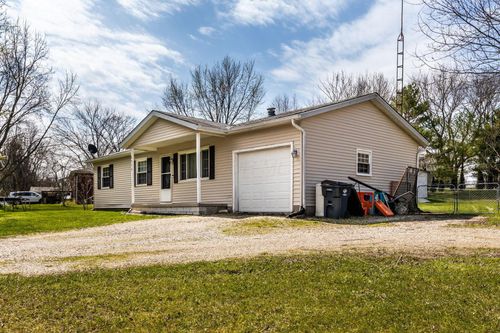 2976 Pleasant Dr Ne, Lancaster, OH, 43130-9766 | Card Image