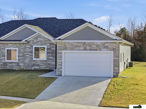 4901 Spire St, Lincoln, NE, 68516-5996 | Card Image