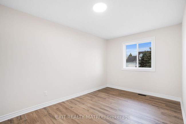 58 Castlebeau St, House other with 6 bedrooms, 2 bathrooms and 4 parking in Embrun ON | Image 15