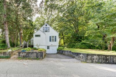 92 Whittemore Street, House other with 2 bedrooms, 1 bathrooms and 1 parking in Windham CT | Image 3