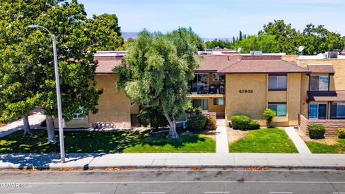unit-8-42935 15th, Lancaster, CA, 93534 | Card Image