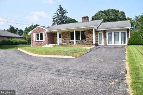 1365 N Atherton St, State College, PA, 16803-2932 | Card Image