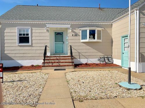 216 Hancock Ave, Seaside Heights, NJ, 08751-2027 | Card Image