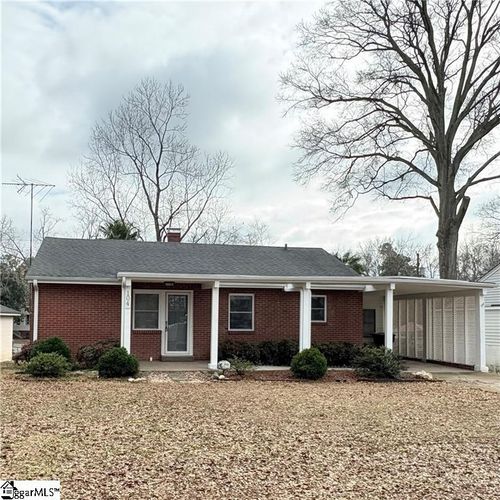 104 Cox Dr, Belton, SC, 29627-1516 | Card Image