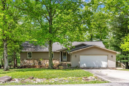 116 Greenwood Rd, Crossville, TN, 38558-8737 | Card Image