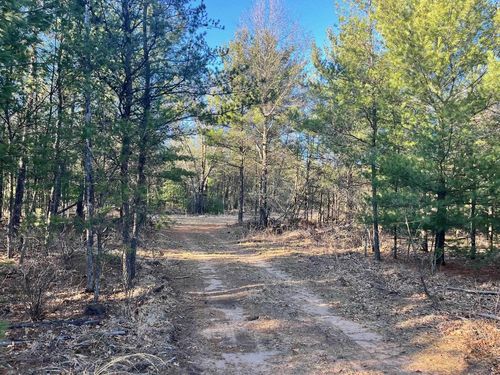 930 County Road C, BIG FLATS, WI, 54943 | Card Image