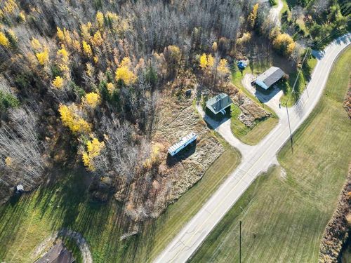 {{alt}} | Card Image