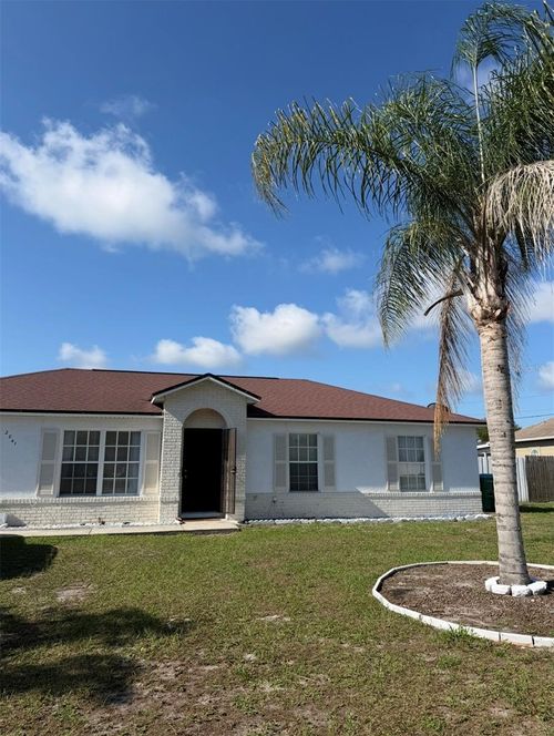 2041 Swanson Dr, DELTONA, FL, 32738-6621 | Card Image