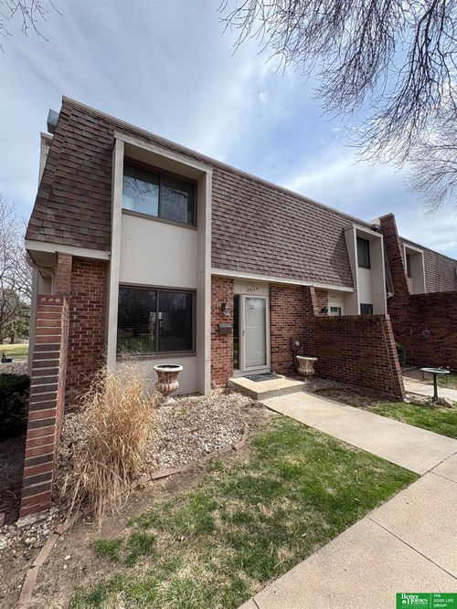 5624 S 92nd Plz, Omaha, NE, 68127-3516 | Card Image