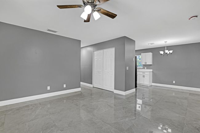 324 W 5 Th Ter, House other with 4 bedrooms, 2 bathrooms and null parking in Pahokee FL | Image 11
