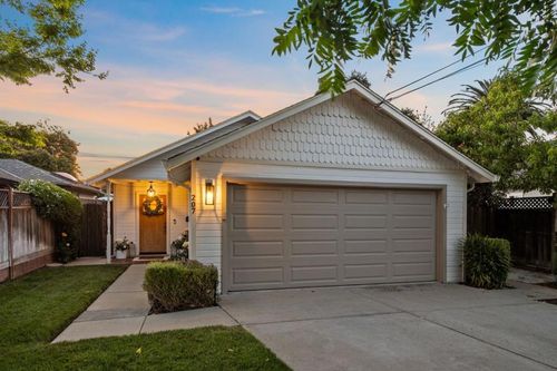 207 Brooklyn Ave, San Jose, CA, 95128-1807 | Card Image