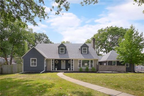 5409 W 69th Ter, Prairie Village, KS, 66208-2044 | Card Image