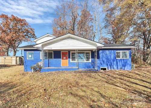 1123 Gaston St, Lincolnton, NC, 28092-3727 | Card Image