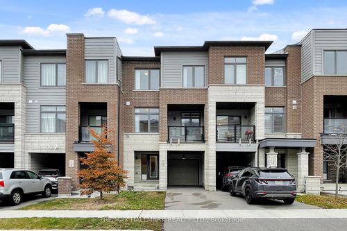 106 Bravo Lane, Newmarket, ON, L3X0L3 | Card Image