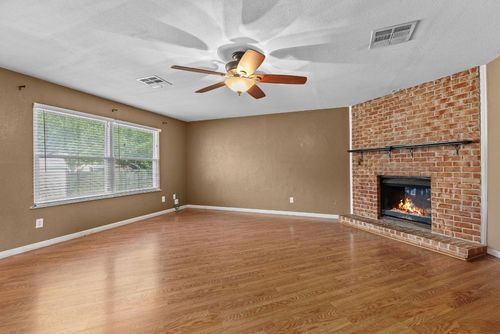 1703 Greyson Dr, Round Rock, TX, 78664-3110 | Card Image