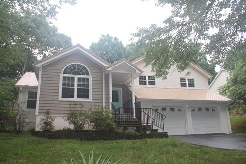 2406 Pineway Trl, Soddy Daisy, TN, 37379-3259 | Card Image