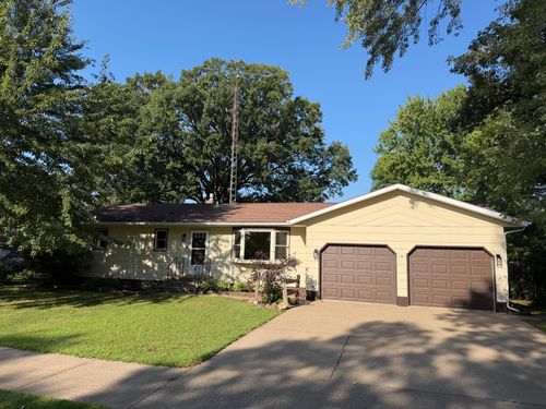 604 3rd St Sw, Little Falls, MN, 56345-1705 | Card Image