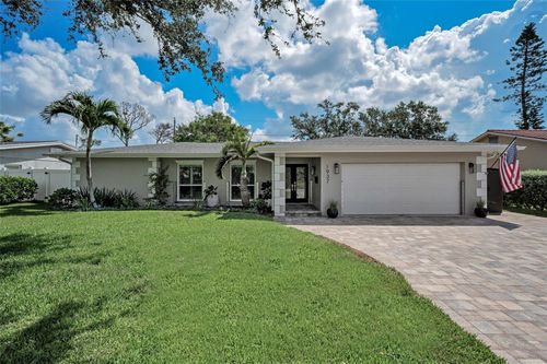1937 Dolphin Blvd S, ST PETERSBURG, FL, 33707-3809 | Card Image