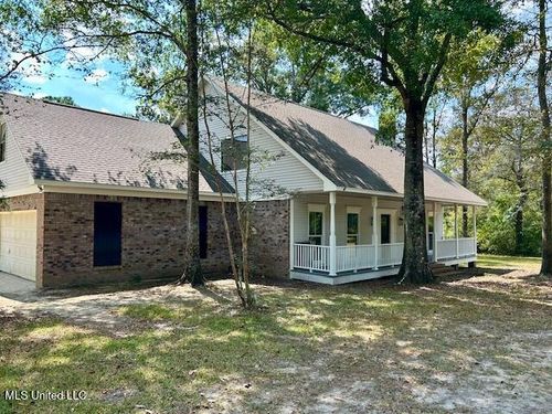 5239 Gilbert Preston Rd, Saucier, MS, 39574-9327 | Card Image