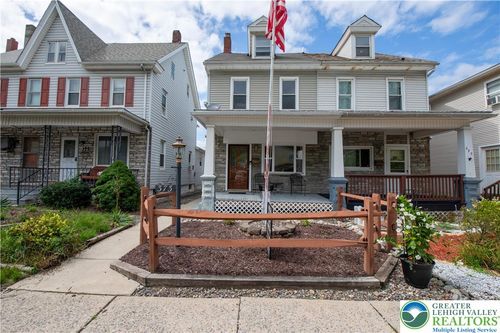373 Lehigh Ave, Palmerton, PA, 18071-1809 | Card Image